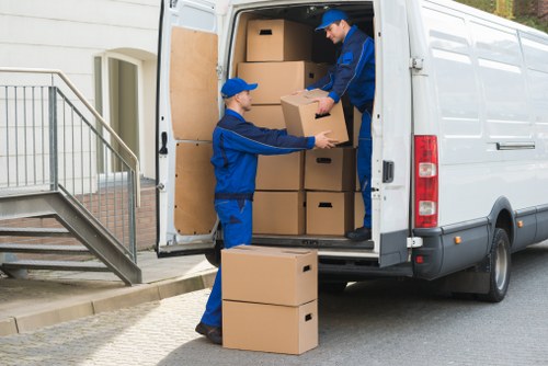 Trusted Carshalton Storage service supporting secure extra space