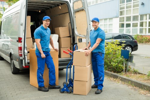 Local removals truck ready for a Carshalton home move